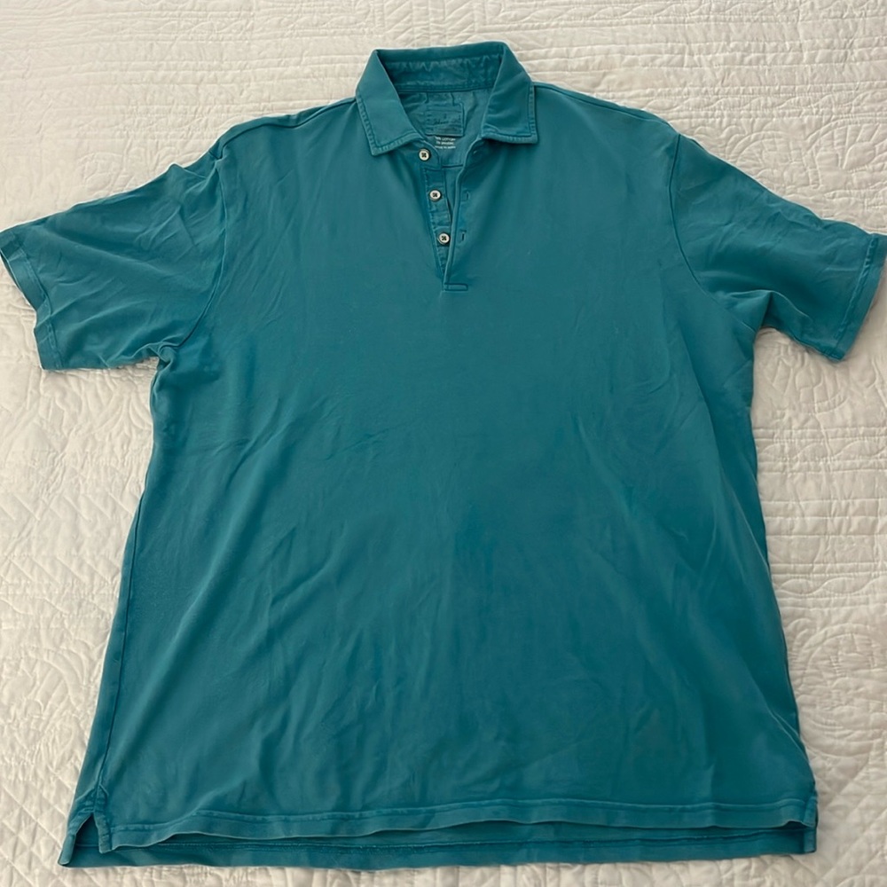 Johnnie-O Shoreline polo style shirt. Size L